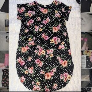 Now N Forever High-Low Floral Polka Dot Top – Size 3X